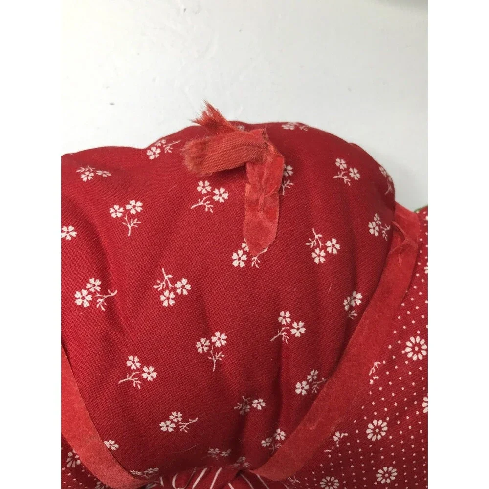 Set Of 2 Vintage Handmade Christmas Stuffed Fabric Wreaths Handmade Decor 16”